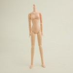 Тело женское, бюст M, скинтон натуральный (23 см)