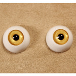 Глаза желтые 7 (акрил, 12 мм)