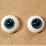Глаза голубые 1 (стекло, 12 мм)