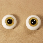 Глаза желтые 2 (стекло, 12 мм)