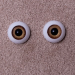 Глаза медовые (8 мм)